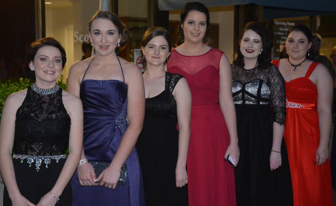 SCONE High School hosts farewell assembly and formal.