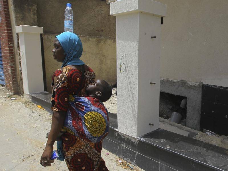 Days and nights of heat above 40C gripped many West African countries in March and early April. (AP PHOTO)