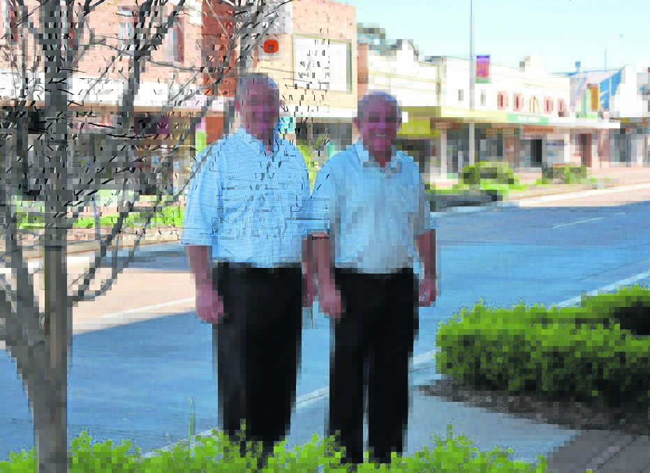 Upper Hunter Shire mayor Michael Johnsen with the Nationals Duty Senator for NSW John Williams in Scone last week.