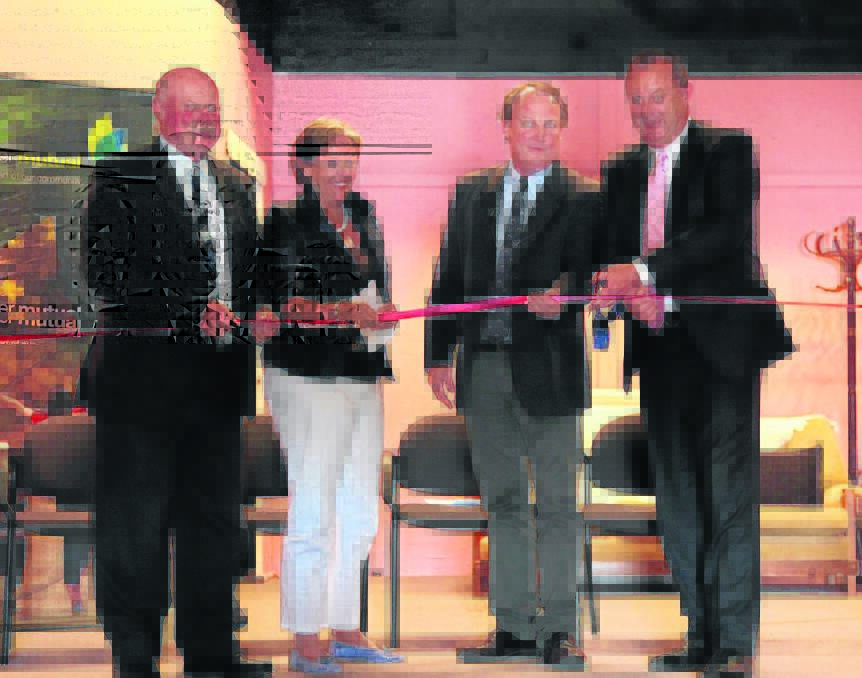Hunter Mutual’s Sid Collison, SCADS members Anne Frame and Scott White joined Upper Hunter Shire Mayor Michael Johnsen for the grand unveiling of the recently refurbished Old Court Theatre on Friday.
