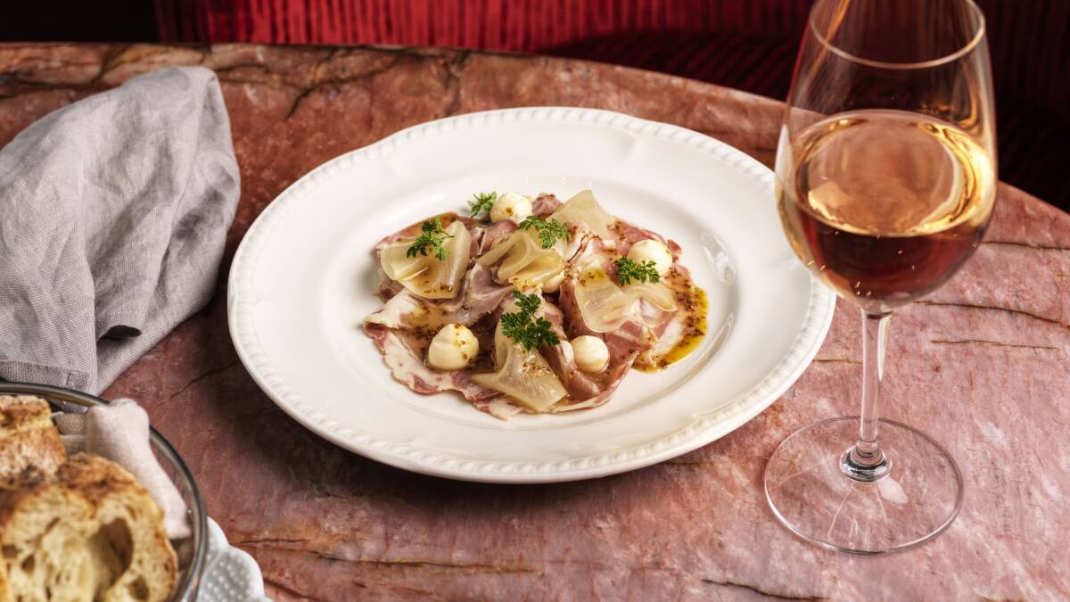 Food and drinks at Martinez restaurant. 