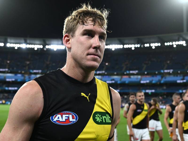 Tom Lynch had an off night with the boot for Richmond in their loss to Carlton. Photo: Joel Carrett/AAP PHOTOS