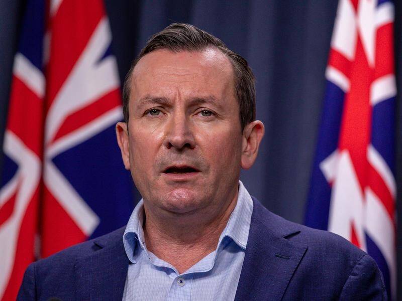 WA Premier Mark McGowan says the state can avoid moving into a lockdown "at this point".