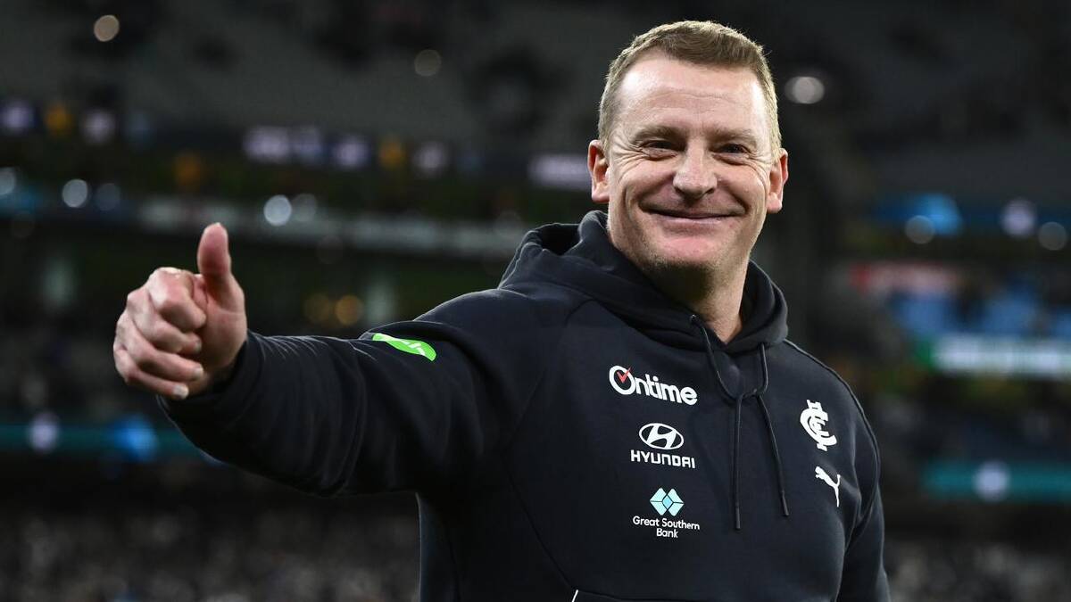 Carlton coach Michael Voss had a big smiles after the Blues' win. (Joel Carrett/AAP PHOTOS)